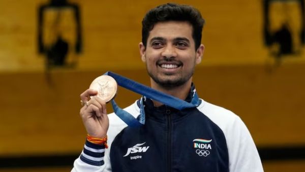 ସ୍ୱପ୍ନିଲ ଆଣିଲେ ବ୍ରୋଞ୍ଜ, ତାଙ୍କୁ ଏତିକି କୋଟି ଟଙ୍କା ଦେବାକୁ ଘୋଷଣା କଲେ ମୁଖ୍ୟମନ୍ତ୍ରୀ