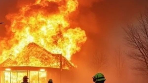 ଗଦି କାରଖାନାରେ ଲାଗିଲା ଭୟଙ୍କର ଅଗ୍ନିକାଣ୍ଡ, ୬ କର୍ମଚାରୀ ହୋଇଗଲେ ଜୀବନ୍ତଦଗ୍ଧ