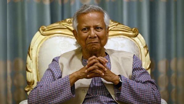 ୟୁନସ ସରକାରଙ୍କ ବଡ଼ ନିଷ୍ପତ୍ତି, ୬ ପ୍ରମୁଖ କ୍ଷେତ୍ରରେ ସୁଧାର ଲାଗି କଲେ ୬ଆୟୋଗ ଗଠନ