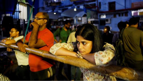 ଟ୍ରେନି ଡାକ୍ତରଙ୍କ ଦୁଷ୍କର୍ମ ଓ ହତ୍ୟା ମାମଲା: ବିକ୍ଷୋଭ ସମାପ୍ତ! କାମକୁ ଫେରିବେ ଡାକ୍ତର