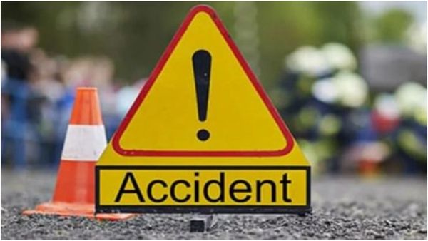 ଟ୍ରଲରକୁ ଧକ୍କା ଦେଲା ବସ୍: ୧୦ ଜଣ ଆହତ