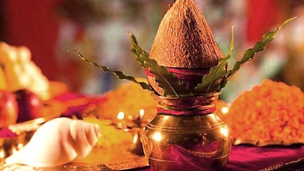 ଆସୁଛି ଶାରଦୀୟ ନବରାତ୍ରୀ: ଏପରି କରନ୍ତୁ ମା'ଙ୍କ ପୂଜାର୍ଚ୍ଚନା, ହେବ ଧନର ବର୍ଷା