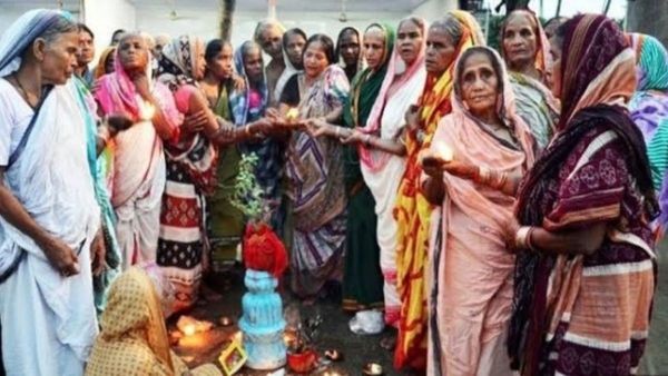 କାର୍ତ୍ତିକ ବ୍ରତକୁ ନେଇ ଦ୍ୱନ୍ଦ୍ୱ:ପଞ୍ଜିକାରେ ଭିନ୍ନ ତାରିଖ, କେବେଠୁ ଆରମ୍ଭ ହେବ ବ୍ରତ ?