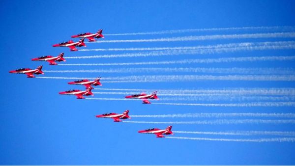 IAF ପକ୍ଷରୁ ଚେନ୍ନାଇର ମାରିନା ବିଚ୍‍ରେ ଅନୁଷ୍ଠିତ ହେଲା ଏୟାର ଶୋ’