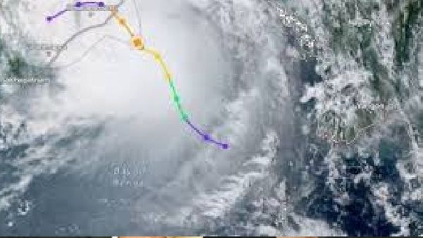 ଝାଡ଼ଖଣ୍ତ ସରକାଙ୍କ ବଡ଼ ଘୋଷଣା: ବାତ୍ୟା 'ଦାନା' ପାଇଁ ବନ୍ଦ ରହିବ ସ୍କୁଲ