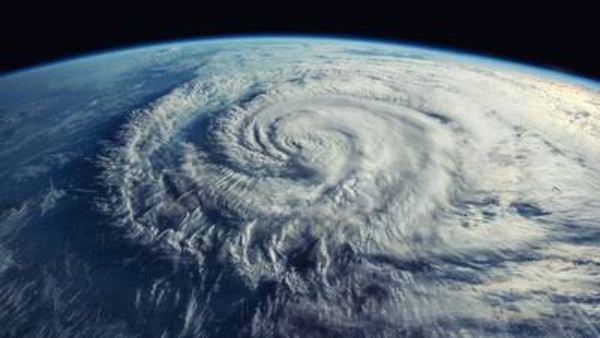 Cyclone fengal: ସ୍ଥଳଭାଗ ଆଡ଼କୁ ଆସୁଛି ବାତ୍ୟା 'ଫେଙ୍ଗାଲ', ଓଡ଼ିଶାରେ ୩ ଯାଏଁ ବର୍ଷା