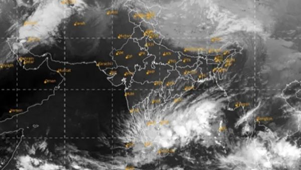 Cyclone Fengal: ତାମିଲନାଡୁରେ ପ୍ରବଳ ବର୍ଷା, ପୁଡୁଚେରୀରେ ସ୍କୁଲ-କଲେଜ୍ ବନ୍ଦ