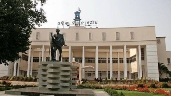 Odisha Assembly: ସରକାରୀ କ୍ୱାର୍ଟର ଛାଡିନାହାଁନ୍ତି ୧୪ ବିଧାୟକ; ଜାଣନ୍ତୁ କିଏ କିଏ ଛାଡିନାହାଁନ୍ତି କ୍ୱାର୍ଟର...