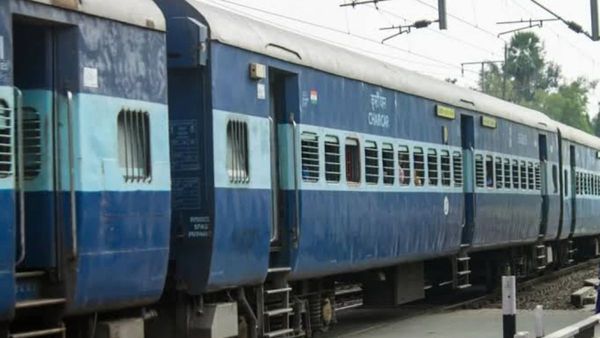 Job in Railway: ଗ୍ରୁପ ଡିର ବିଭିନ୍ନ ପଦବୀ ପାଇଁ ୩୨ ହଜାର ୪୩୮ଟି ପୋଷ୍ଟ ପାଇଁ କରନ୍ତୁ ଆବେଦନ