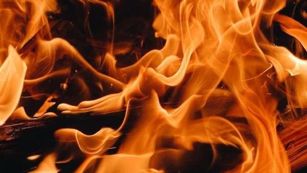 ଭୟଙ୍କର ଅଗ୍ନିକାଣ୍ତରେ ଜଳିଗଲା ୧୦ ଦୋକାନ