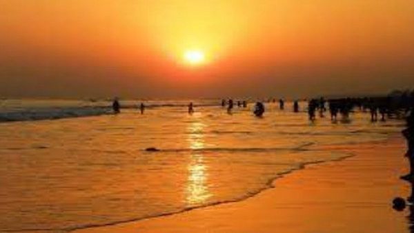 Happy New Year: ନୂଆବର୍ଷ ପୂର୍ବରୁ ବର୍ଷ ୨୦୨୪ର ଶେଷ ସୂର୍ଯ୍ୟୋଦୟ, ଚନ୍ଦ୍ରଭାଗାରେ ପ୍ରବଳ ଭିଡ