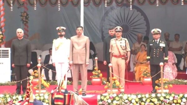 Republic Day 2025: ଗାନ୍ଧୀ ମାର୍ଗରେ ଉଡିଲା ତ୍ରିରଙ୍ଗା, ପ୍ରଜ୍ଞାପନ ମେଢରେ ଉତ୍କଳୀୟ ଐତିହ୍ୟ ସଂସ୍କୃତି ଝଲକ