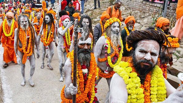 ନାଗା ସାଧୁ କରନ୍ତି ୧୭ ଶୃଙ୍ଗାର, ଜାଣନ୍ତୁ ଏହାର ରହସ୍ୟ