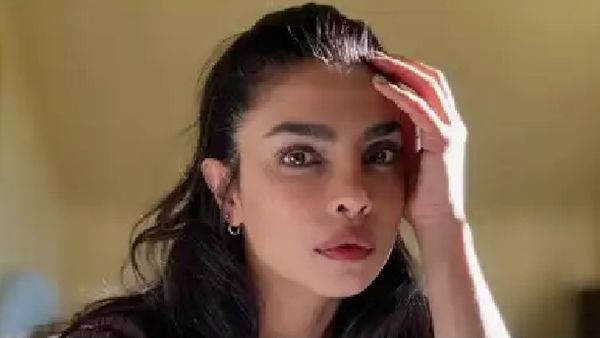 ଭାରତୀୟ ପରମ୍ପରା ପ୍ରତି ଅଭିନେତ୍ରୀ ପ୍ରିୟଙ୍କା ଚୋପ୍ରାଙ୍କ ବିଶ୍ଵାସ, ମହାକୁମ୍ଭରେ ଦେଲେ ଯୋଗ