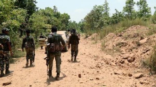 ଏନକାଉଣ୍ଟରରେ ୧୨ ମାଓବାଦୀ ମୃତ