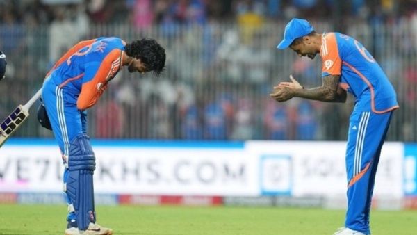 IND vs ENG: ଇଂଲଣ୍ଡ ହାତରୁ ମ୍ୟାଚ୍‌ ଛଡ଼ାଇ ଆଣିଲେ ତିଳକ ବର୍ମା