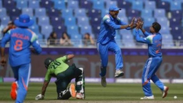 IND vs PAK: ଭାରତ ସାମ୍ନାରେ ୨୪୨ ରନର ଟାର୍ଗେଟ ରଖିଲା ପାକିସ୍ତାନ