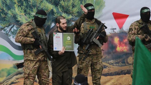 ୬ ଇସ୍ରାଏଲୀ ପଣବନ୍ଦୀଙ୍କ ମଧ୍ୟରୁ ୫ ଜଣଙ୍କୁ ମୁକ୍ତ କଲା ହମାସ୍‌