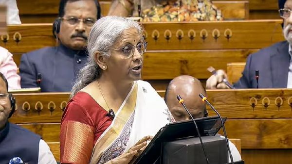 ରେକର୍ଡ କଲେ ଅର୍ଥମନ୍ତ୍ରୀ , ଗୋଟେ ଘଣ୍ଟା ୧୪ ମିନିଟ୍ ରଖିଲେ ବଜେଟ୍ ଅଭିଭାଷଣ