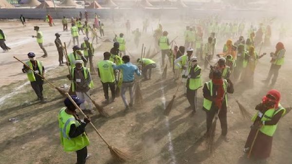 ମହାକୁମ୍ଭରେ ଏକାଥରକେ ୧୫ ହଜାର ସଫେଇ କର୍ମୀ ସଫା କରି ସୃଷ୍ଟି କଲେ ରେକର୍ଡ଼