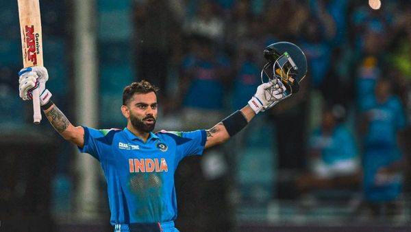 IND vs NZ : ଚାମ୍ପିଅନ୍ସ ଟ୍ରଫିରେ ବଡ଼ ରେକର୍ଡ ପାଇଁ ଗୋଟିଏ ପାଦ ଦୂରରେ ବିରାଟ କୋହଲି