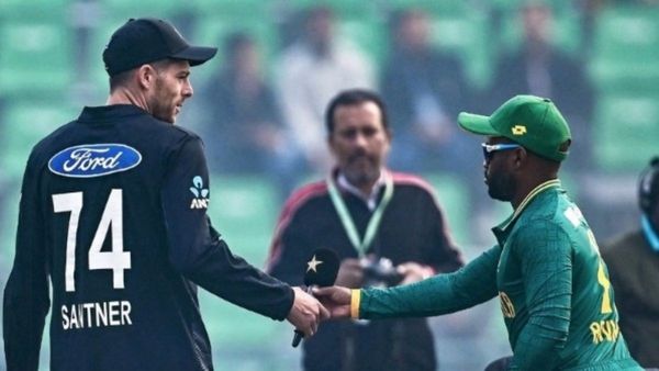 NZ vs SA: ଟସ୍ ଜିତି ପ୍ରଥମେ ବ୍ୟାଟିଂ କରିବାକୁ ନ୍ୟୁଜିଲାଣ୍ଡର ନିଷ୍ପତ୍ତି