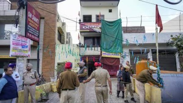 ପଞ୍ଜାବର ଅମୃତସରରେ ମନ୍ଦିର ଉପରେ ଆକ୍ରମଣ, ଆଇଏସଆଇ ରଚୁଛି ଷଡଯନ୍ତ୍ର !