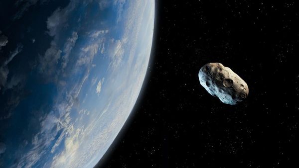 ପୃଥିବୀ ଆଡ଼କୁ ମାଡ଼ିଆସୁଛି ପର୍ବତାକାର ଗ୍ରହାଣୁ