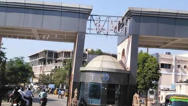 SCB ନବଜାତ ଶିଶୁ ଅଦଳବଦଳ ଘଟଣା: ହାଇକୋର୍ଟଙ୍କ ନୋଟିସ୍