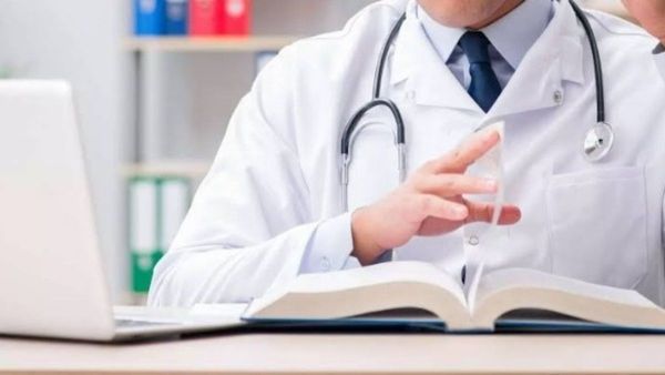 Job In Odisha: ଓଡିଶା ମେଡିକାଲ ଅଫିସରରେ ୫୨୪୮ ପଦବୀ ଖାଲି, ଜାଣନ୍ତୁ କିପରି କରିବେ ଆବେଦନ ?