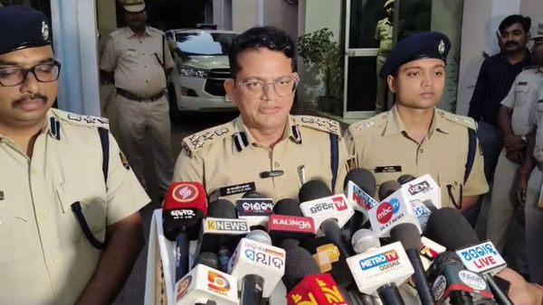 ରାମ ନବମୀ ପାଇଁ କ୍ରାଇମ୍‌ବ୍ରାଞ୍ଚ DGଙ୍କ ସମୀକ୍ଷା; ସୁପରିଚାଳନା କରିବା ନେଇ ଆଲୋଚନା