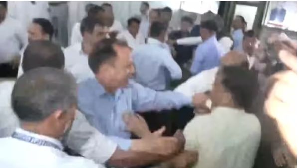 ୱାକଫ୍ ଆଇନକୁ ନେଇ ବିଧାନସଭାରେ ହାଇଡ୍ରାମା