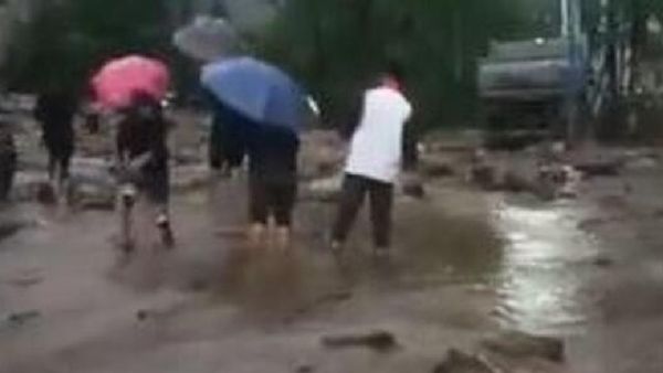 ସିକ୍କିମରେ ପ୍ରବଳ ବର୍ଷା ଯୋଗୁଁ ଭୂସ୍ଖଳନ,୧୦୦୦ରୁ ଅଧିକ ଲୋକେ ଫସିରହିଥିବା ଆଶଙ୍କା