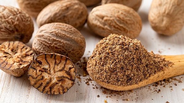 ସୁନ୍ଦର ତ୍ୱଚା ପାଇଁ ଜାଇଫଳରେ ପ୍ରସ୍ତୁତ କରନ୍ତୁ ଫେସ୍ ପ୍ୟାକ୍, ଦୂର ହେବେ ଚର୍ମ ରୋଗ