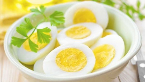 Health Tips: ପ୍ରତିଦିନ ୨ଟି ଅଣ୍ଡା ଖାଇଲେ କଣ ହେବ?