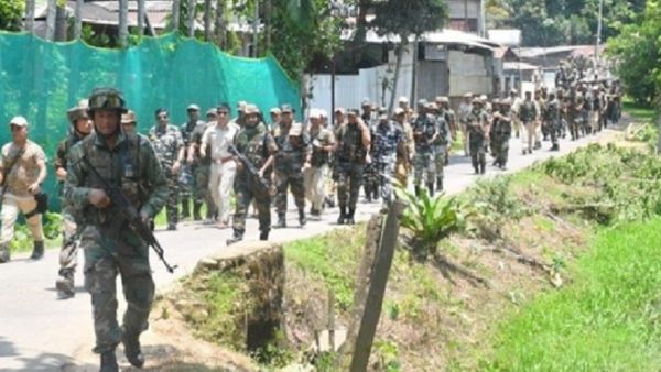 ପୁଣି ଅଶାନ୍ତ ମଣିପୁର : ଇମ୍ଫାଲରେ ସୁରକ୍ଷାକର୍ମୀ-ଆନ୍ଦୋଳନକାରୀ ଧସ୍ତାଧସ୍ତି