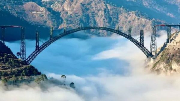 ଜମ୍ମୁ କଶ୍ମୀର ବିକାଶରେ ନୂଆ ଫର୍ଦ୍ଦ, ଆଜି ଉଦଘାଟିତ ହେବ ବିଶ୍ବର ଉଚ୍ଚତମ ରେଲୱେ ବ୍ରିଜ