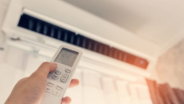 ଏସି ପାଇଁ ନୂଆ ନିୟମ ! ଏଣିକି ତାପମାତ୍ରା ରହିବ ୨୦ ଡିଗ୍ରୀ ମଧ୍ୟରେ ସୀମିତ