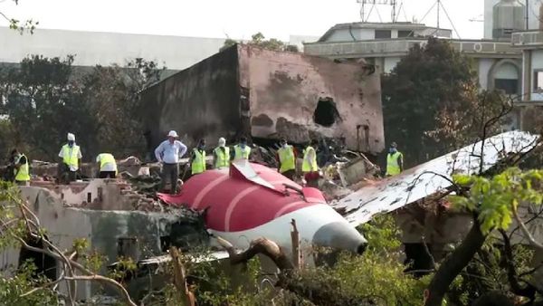 Ahmedabad Plane crash:ଏପର୍ଯ୍ୟନ୍ତ ୨୫୧ ଜଣଙ୍କୁ ଡିଏନ୍‌ଏ ମେଳ ମାଧ୍ୟମରେ ଚିହ୍ନଟ,୨୪୫ ଜଣଙ୍କ ମୃତଦେହ ହସ୍ତାନ୍ତର