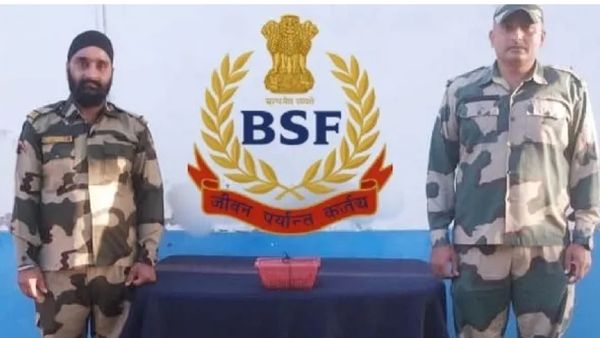 ଉତ୍ତର ବଙ୍ଗରେ ବିରଳ 'ଟୋକ୍ ଗେକୋ' ଝିଟିପିଟି ଉଦ୍ଧାର କଲା ବିଏସଏଫ, ସୀମାରେ ଚୋରା ଚାଲାଣ ବିରୋଧରେ ଆରମ୍ଭ କଲା ସ୍ୱତନ୍ତ୍ର ଅଭିଯାନ