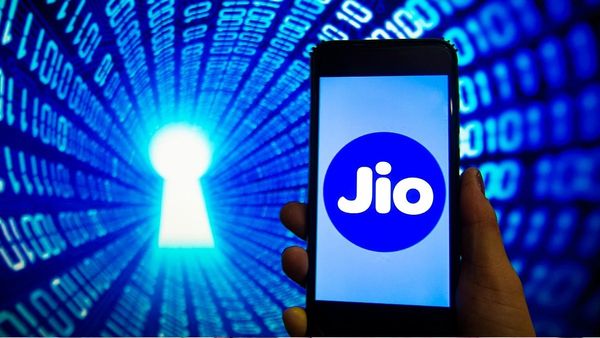 ବିଭିନ୍ନ ସହରରେ Jioର ସର୍ଭର ଡାଉନ!
