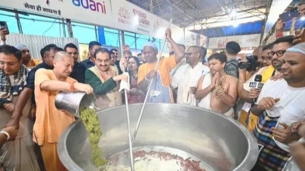 ପୁରୀ ରଥଯାତ୍ରାରେ ଇସ୍କନ ଏବଂ ଆଦାନୀ ଗ୍ରୁପ ଦ୍ୱାରା ମିଳିତ ମେଗା ସେବା ସ୍ଥଳୀରେ ସ୍ୱେଚ୍ଛାସେବୀଙ୍କ ସହ ଯୋଗଦେଲେ ଗୌତମ ଆଦାନୀ