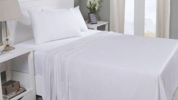 ହୋଟେଲ ରୁମର ବେଡରେ କାହିଁକି ପତଳା କପଡ଼ା ପକାଯାଏ?