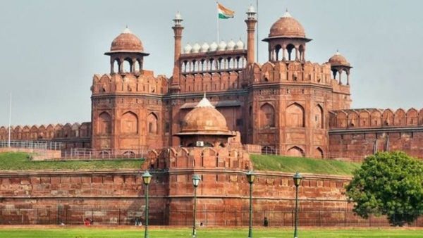 ସ୍ୱାଧୀନତା ଦିବସକୁ ଦୃଷ୍ଟିରେ ରଖି ଦିଲ୍ଲୀରେ ହାଇ ଆଲର୍ଟ ; ୧୦ହଜରାରୁ ଅଧିକ ସୁରକ୍ଷା କର୍ମୀ ମୃତୟନ