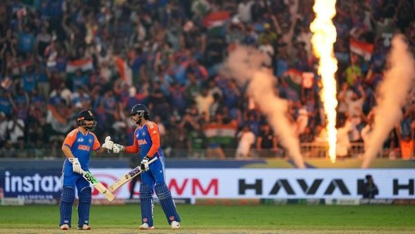 BCCI: ଏସିଆ କପ୍ ବିଜେତା ଦଳ ପାଇଁ ୨୧ କୋଟି ଟଙ୍କାର ପୁରସ୍କାର ଘୋଷଣା ବିସିସିଆଇ