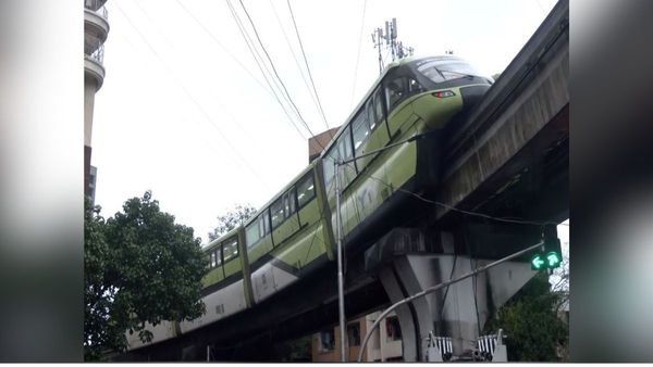 ପ୍ରବଳ ବର୍ଷା ମଧ୍ୟରେ ହଠାତ୍ ବନ୍ଦ ହୋଇଗଲା ମନୋରେଲ୍