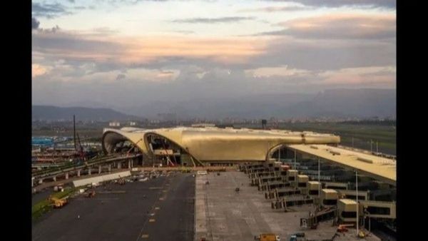 ନଭି ମୁମ୍ବାଇ ଅନ୍ତର୍ଜାତୀୟ ବିମାନବନ୍ଦରର ଉଦଘାଟନ କଲେ ପ୍ରଧାନମନ୍ତ୍ରୀ ମୋଦୀ