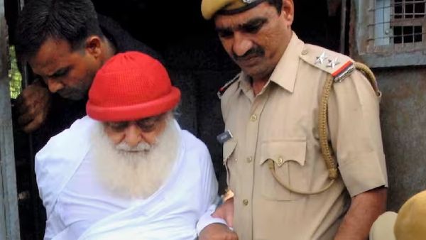 ଆଜୀବନ କାରାଦଣ୍ଡ ଭୋଗୁଥିବା ଆଶାରାମଙ୍କୁ ବଡ଼ ଆଶ୍ୱସ୍ତି, ୬ ମାସର ଅନ୍ତରୀଣ ଜାମିନ ପ୍ରଦାନ ରାଜସ୍ଥାନ ହାଇକୋର୍ଟ