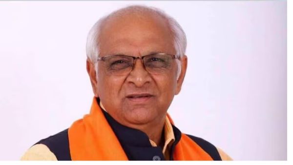 ଗୁଜରାଟରେ ମୁଖ୍ୟମନ୍ତ୍ରୀଙ୍କୁ ଛାଡ଼ି ସବୁ ମନ୍ତ୍ରୀଙ୍କ ଇସ୍ତଫା