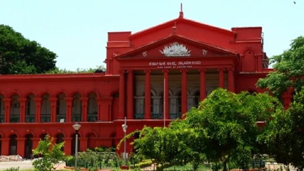 କର୍ଣ୍ଣାଟକ ସରକାରକୁ ଝଟକା: ଆର୍‌ଏସ୍‌ଏସ୍ ଉପରେ କଟକଣା ଆଦେଶକୁ ରୋକିଲେ ହାଇକୋର୍ଟ